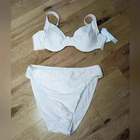 NWT SANCTUARY Bikini size XL top and bottom color  beige very Nice ! - Picture 1 of 11